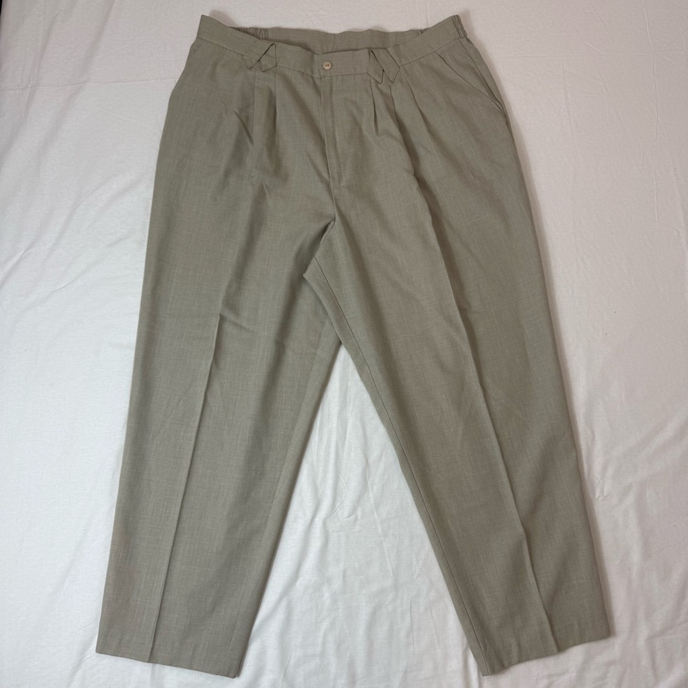 Casablanca ll Vintage Pleated Classic Tan Pants Size 39/22W